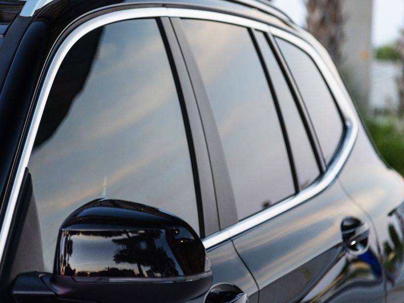 Tónování autoskel